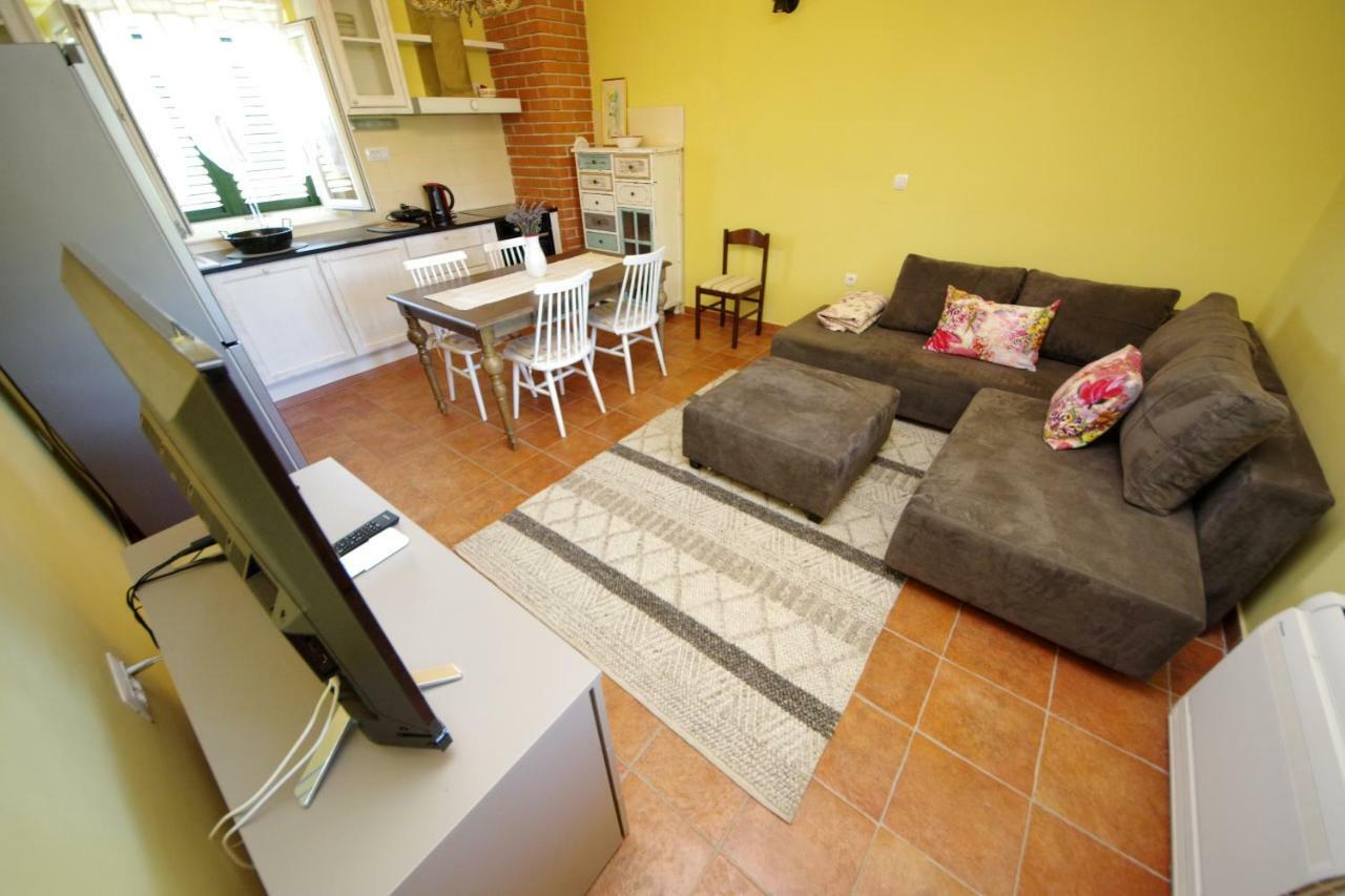 Apartman Marija Поседарье Екстериор снимка